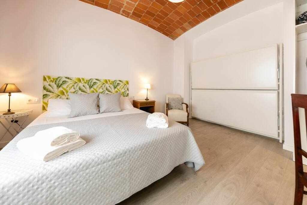 Newly Renovated Room W Pool & Bikeparking Girona Szoba fotó